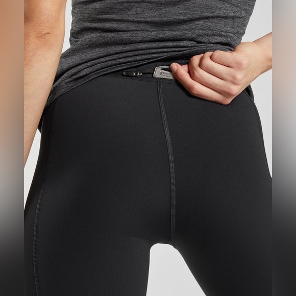 Black Gymshark running leggings - Picture 6 of 7